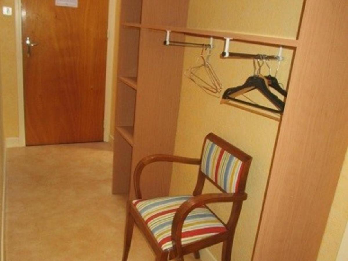 Appartement 2 Chambres, 8 Couchages, Centre-Ville Cauterets, Wifi Gratuit, Parking A Proximite - Fr-1-234-89 Luaran gambar