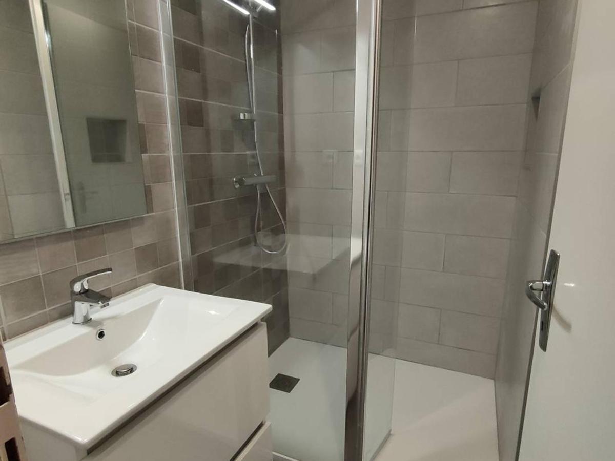 Appartement 2 Chambres, 8 Couchages, Centre-Ville Cauterets, Wifi Gratuit, Parking A Proximite - Fr-1-234-89 Luaran gambar
