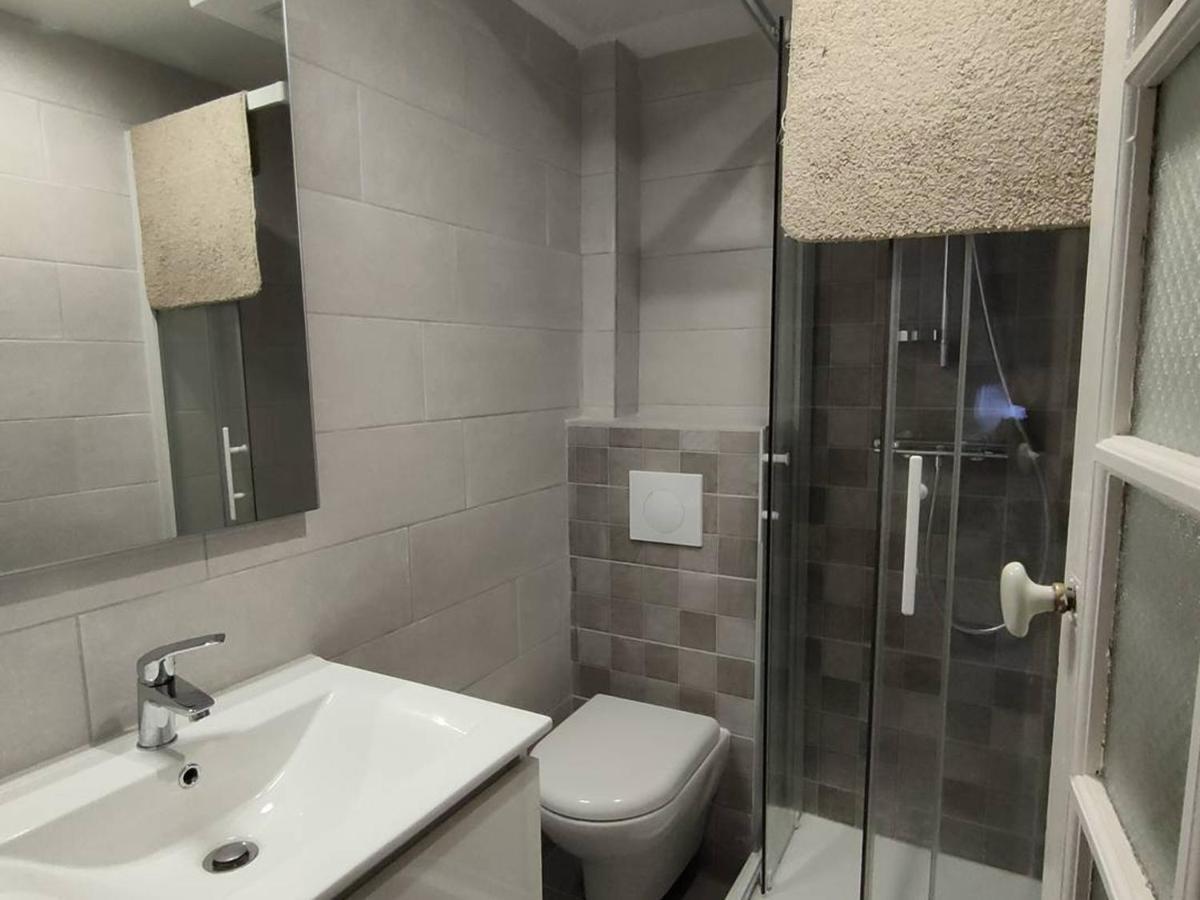 Appartement 2 Chambres, 8 Couchages, Centre-Ville Cauterets, Wifi Gratuit, Parking A Proximite - Fr-1-234-89 Luaran gambar
