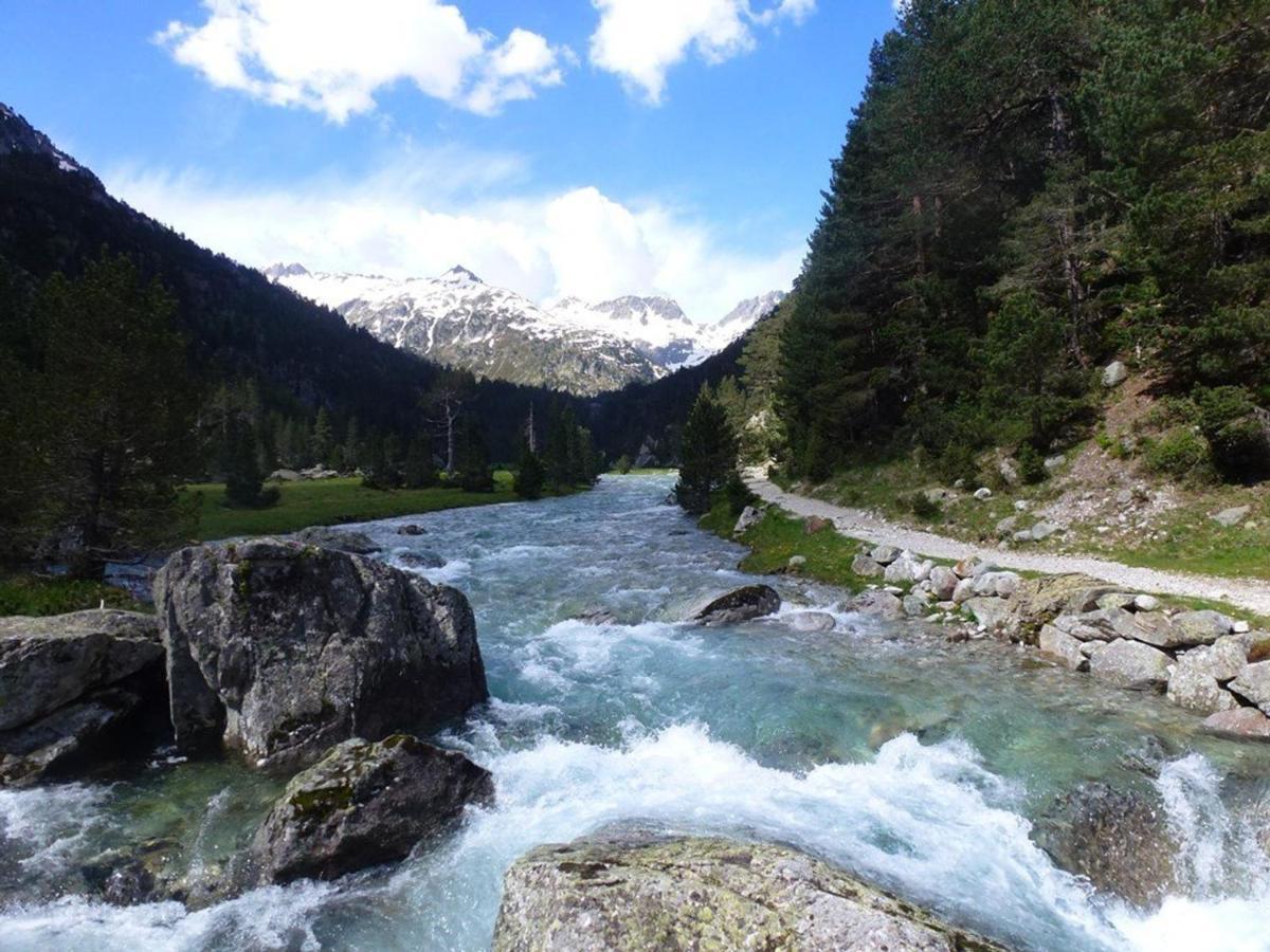 Appartement 2 Chambres, 8 Couchages, Centre-Ville Cauterets, Wifi Gratuit, Parking A Proximite - Fr-1-234-89 Luaran gambar